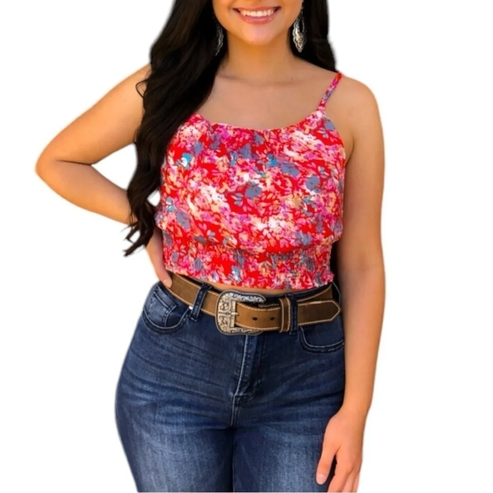 FANCO, RED FLORAL PRINT CROP TOP. ADJUSTABLE STRAPS. 100% POLYESTER, SIZE L - Picture 2 of 7